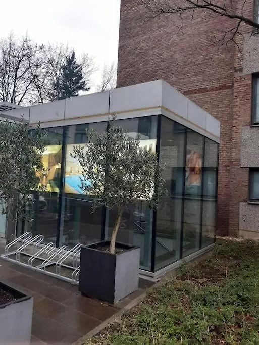 Gemutlich Und Moderne Wohnung In Dusseldorf